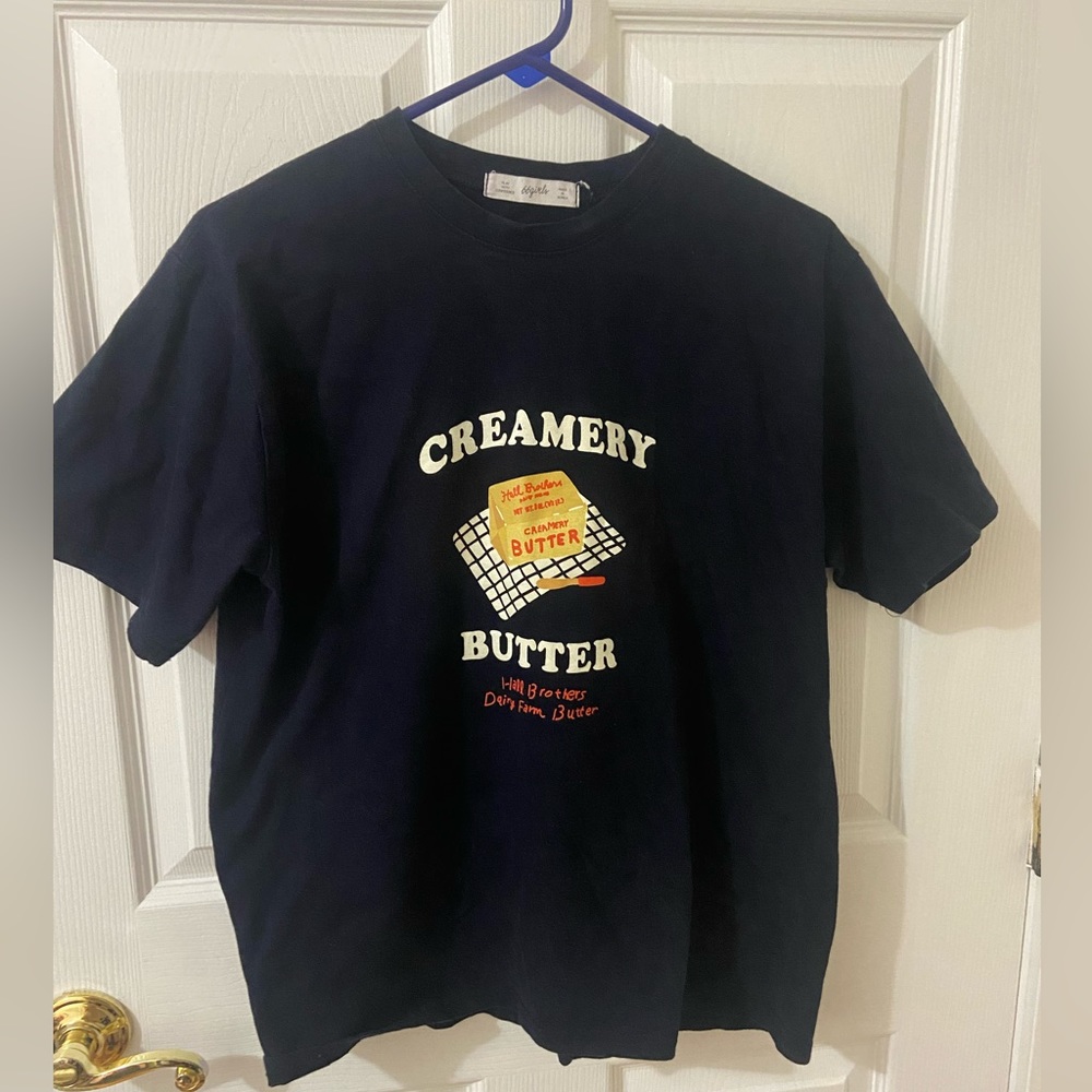 Dark blue graphic T shirt